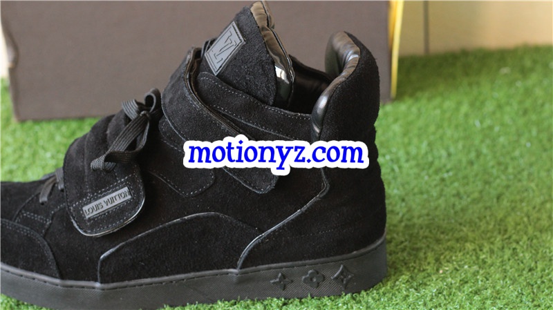 Brand Sneaker High Top Black